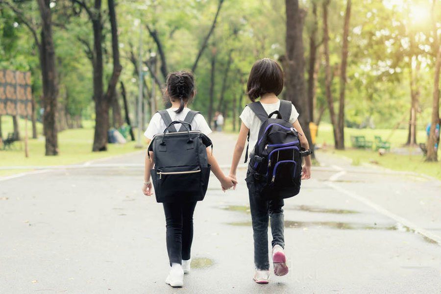 Pumili ng angkop na schoolbag para sa iyong anak!